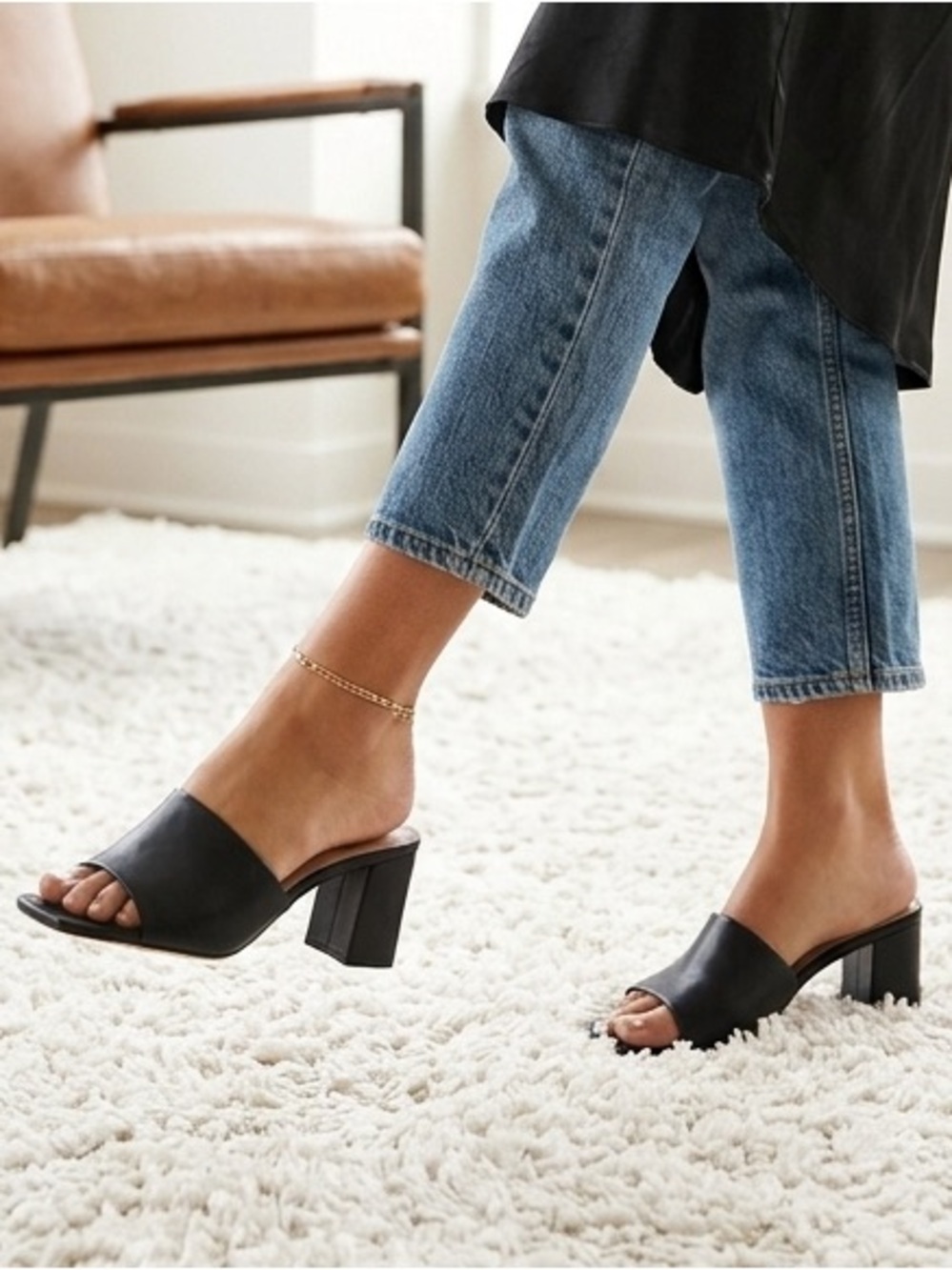 Sz 11 Aldo Velalith Block Heeled Faux Leather Sandals